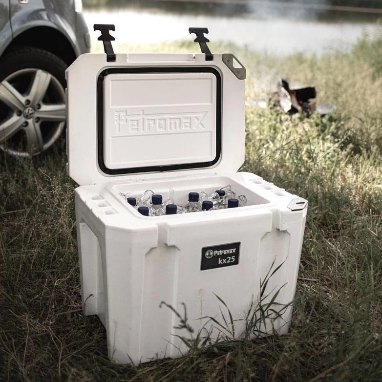 PETROMAX® Kühlbox 25 Liter Alpenweiß 2 PETROMAX® Kühlbox 25 Liter Alpenweiß – Bild 2