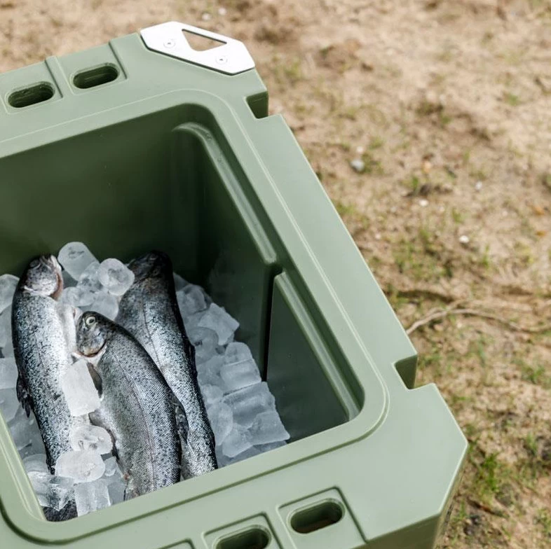 PETROMAX® Kühlbox 25 Liter Oliv 2 PETROMAX® Kühlbox 25 Liter Oliv – Bild 2